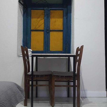 Nino'S Apartment In The Center Of Tbilisi Buitenkant foto