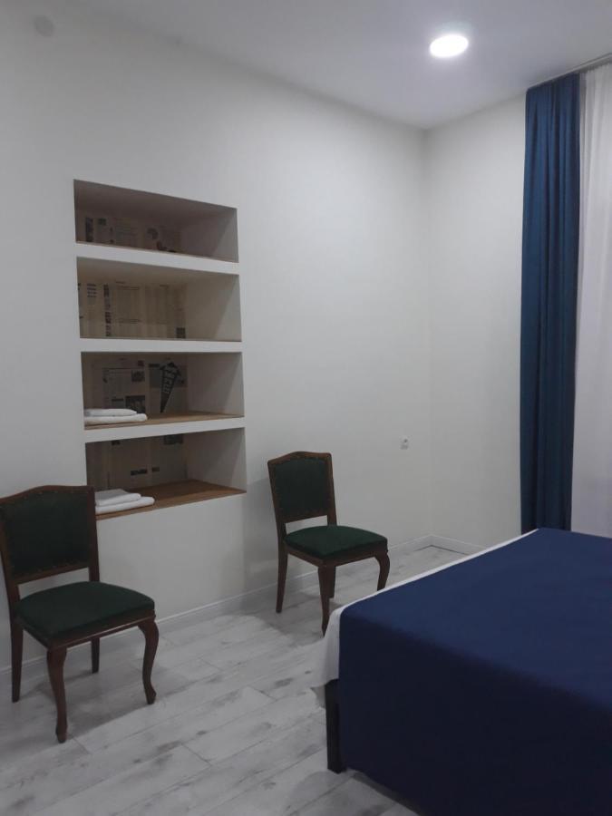 Nino'S Apartment In The Center Of Tbilisi Buitenkant foto