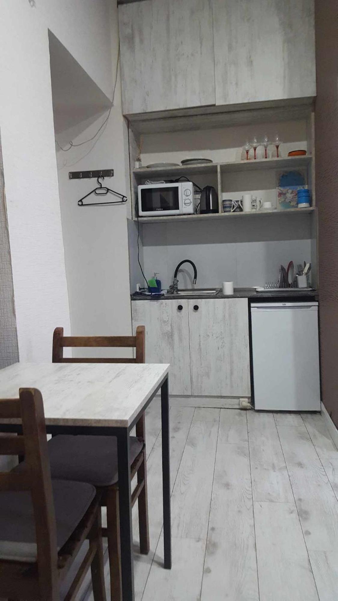 Nino'S Apartment In The Center Of Tbilisi Buitenkant foto